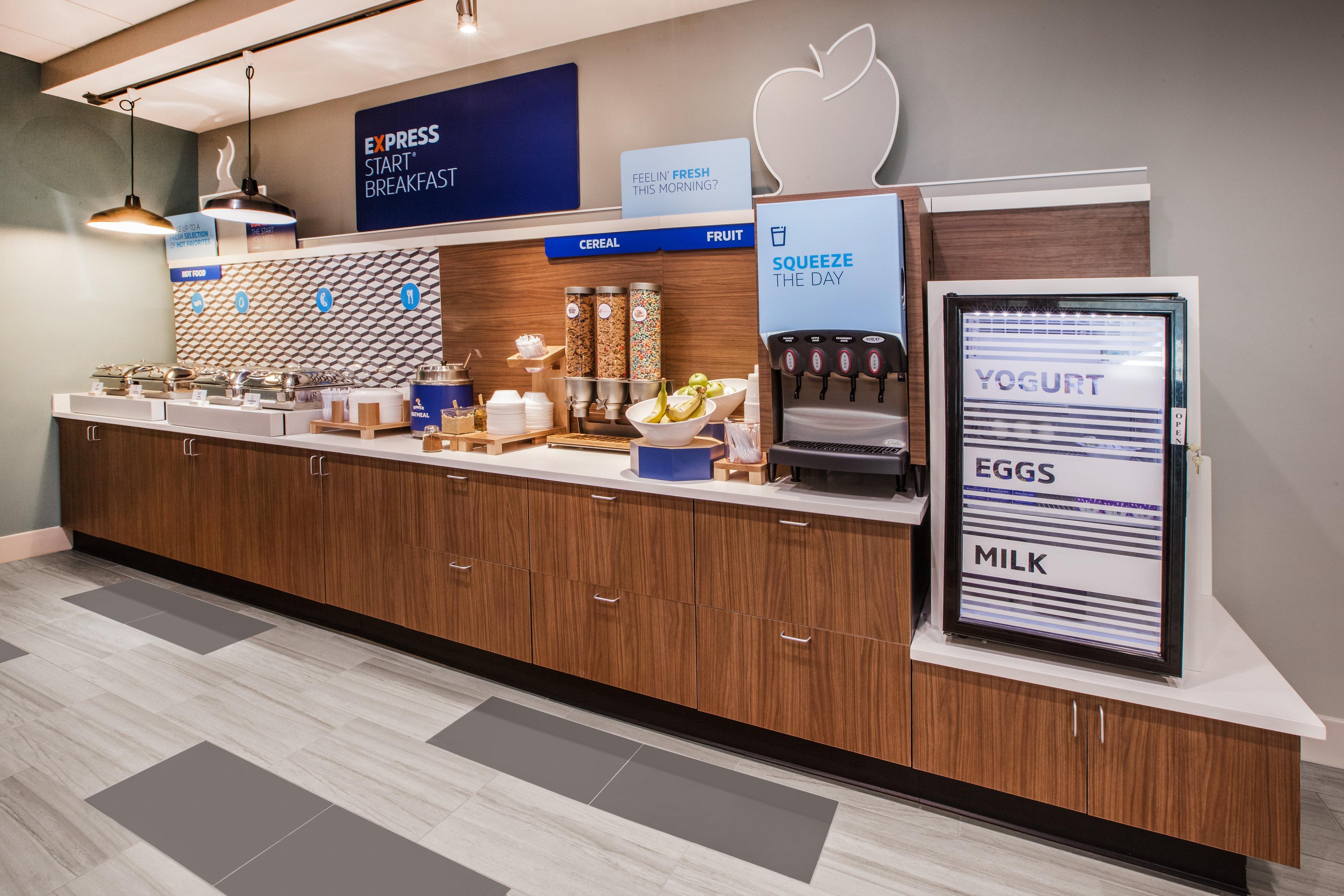 Holiday Inn Express & Suites Okemos - University Area By Ihg Eksteriør billede